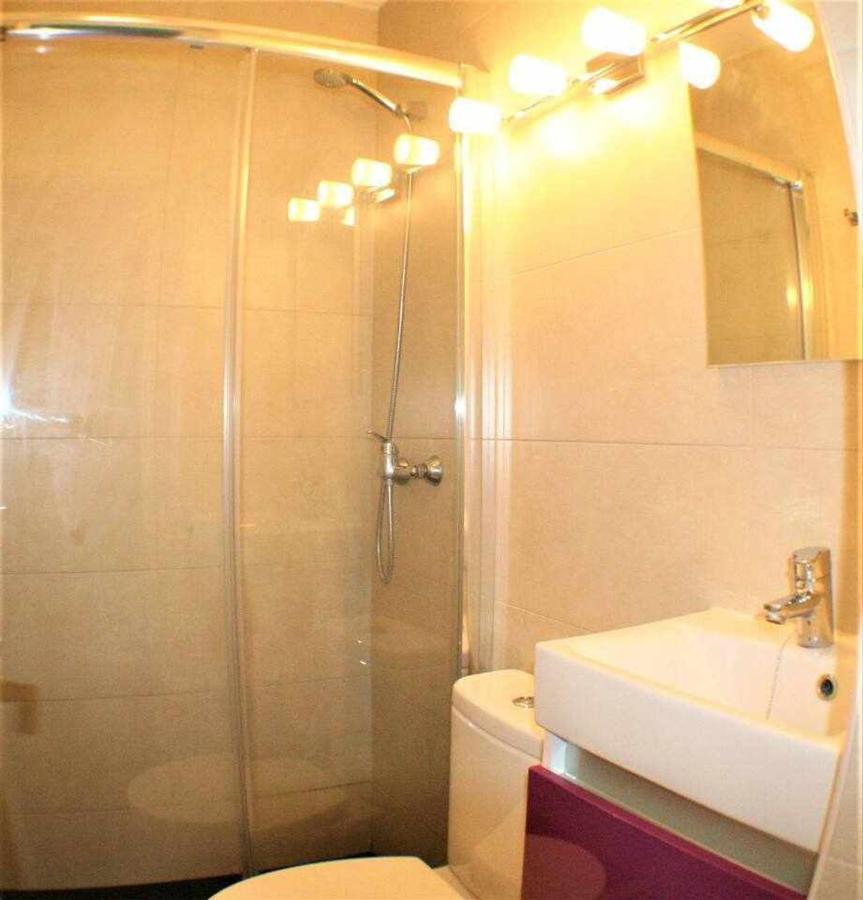 Apartamento cercano a Madrid Rio céntrico Nuevo Exterior foto